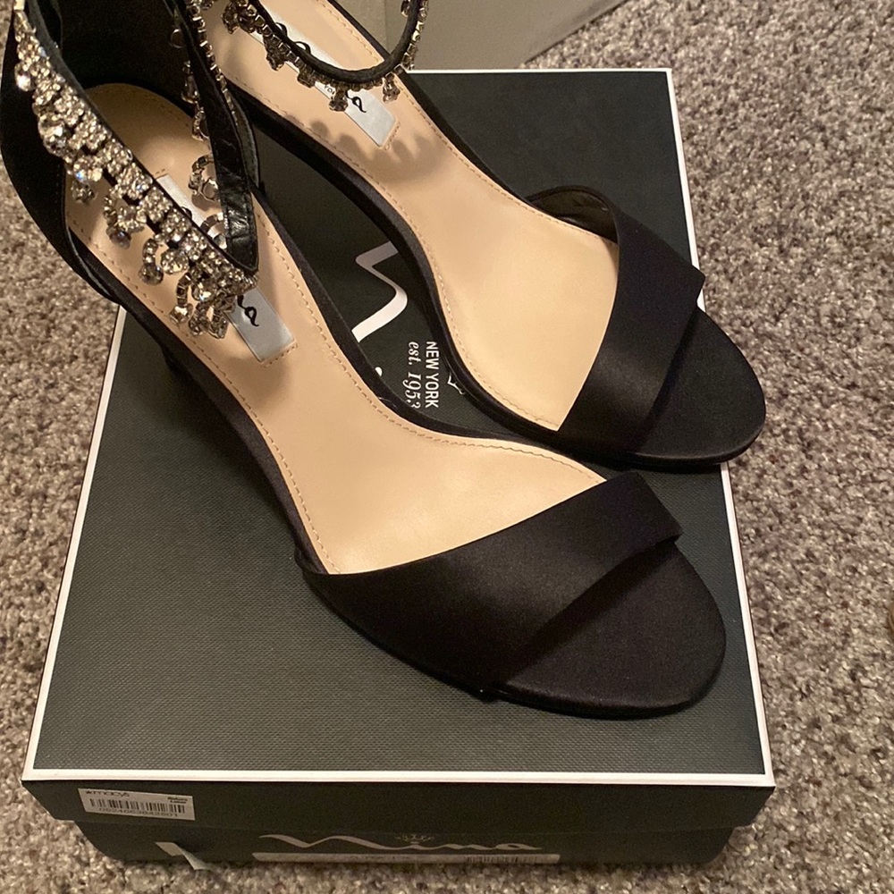 Nina-Vera heels with jewel ankle strap